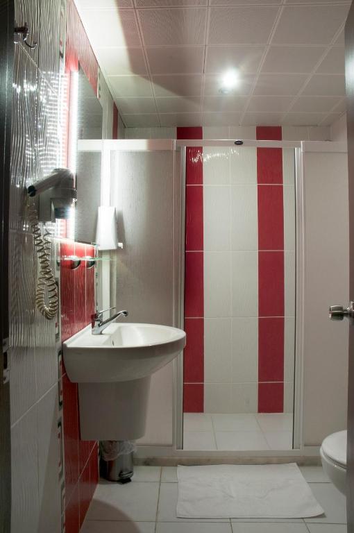 Egemen Hotel Мерсин Номер фото
