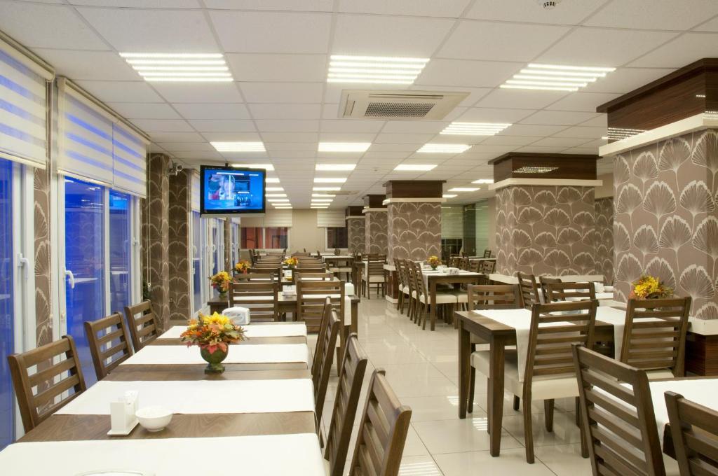 Egemen Hotel Мерсин Экстерьер фото
